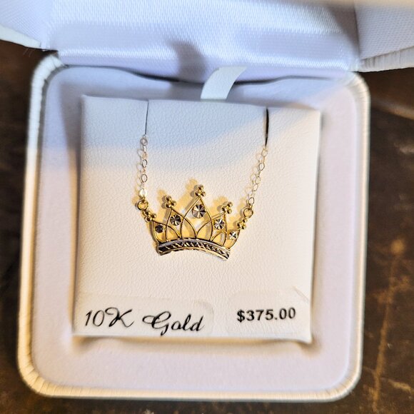 10K Yellow Gold Crown Necklace For Women Pendant Jewelry Gift - Picture 2 of 5